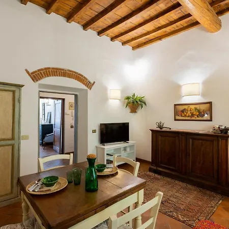 Fiesole's Cozy 2 Apartman *